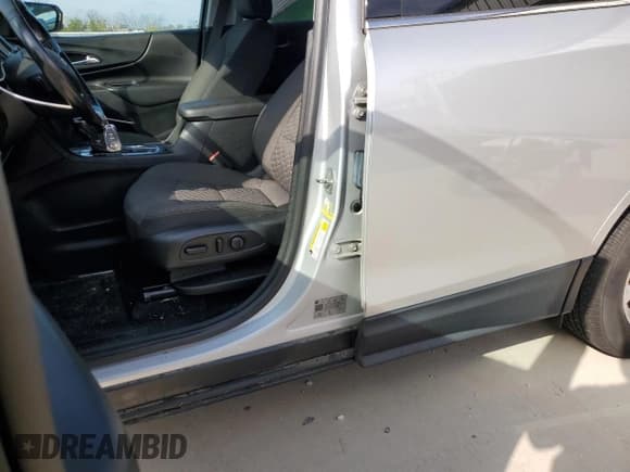 ✅ 2019 Chevrolet Equinox LT • VIN: 2GNAXUEV1K6252966 • Lot: 80289535. Listed on Copart with Not provided. Free auction sales archive from the USA and detailed vehicle history report at DreamBid. Image 13.