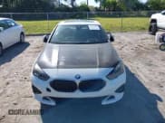 ✅ 2021 BMW 2 Series 228i • VIN: WBA53AK02M7H40744 • Lot: 41767916. Wystawiony na IAAI z przebiegiem 49 193 mil. Bezpłatny archiwum sprzedaży aukcyjnych z USA i szczegółowy raport historii pojazdu na DreamBid. Zdjęcie 12.
