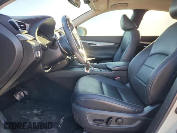 ✅ 2019 Infiniti QX50 Pure • VIN: 3PCAJ5M15KF139255 • Лот: 89824795. Опубликован ранее на Copart с пробегом 76 006 миль. Бесплатный доступ к архиву аукционных продаж из США и подробный отчёт об истории автомобиля на DreamBid. Изображение 7.