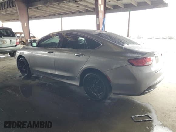 ✅ 2015 Chrysler 200 Limited • VIN: 1C3CCCAB6FN657276 • Lot: 91730175. Listed on Copart with 291,079 mi. Free auction sales archive from the USA and detailed vehicle history report at DreamBid. Image 2.