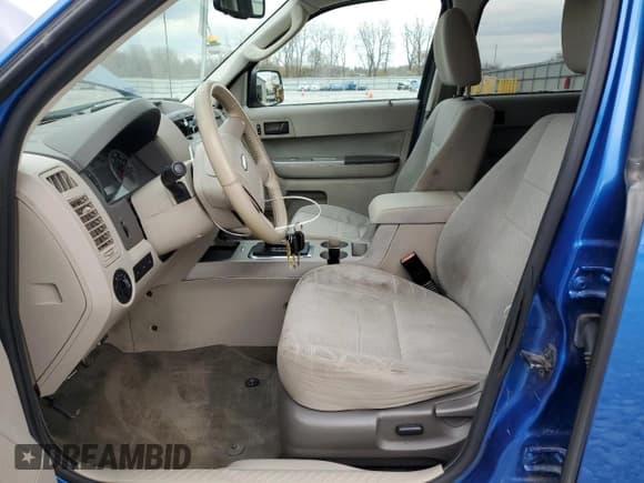 ✅ 2012 Ford Escape XLT • VIN: 1FMCU0DG8CKB34428 • Лот: 91355695. Опубликован ранее на Copart с пробегом 166 348 миль. Бесплатный доступ к архиву аукционных продаж из США и подробный отчёт об истории автомобиля на DreamBid. Изображение 7.