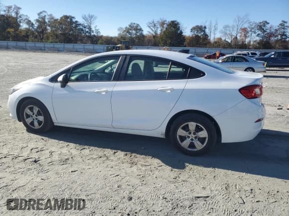 ✅ 2018 Chevrolet Cruze LS • VIN: 1G1BC5SMXJ7240543 • Lot: 92471875. Listed on Copart with 97,512 mi. Free auction sales archive from the USA and detailed vehicle history report at DreamBid. Image 2.