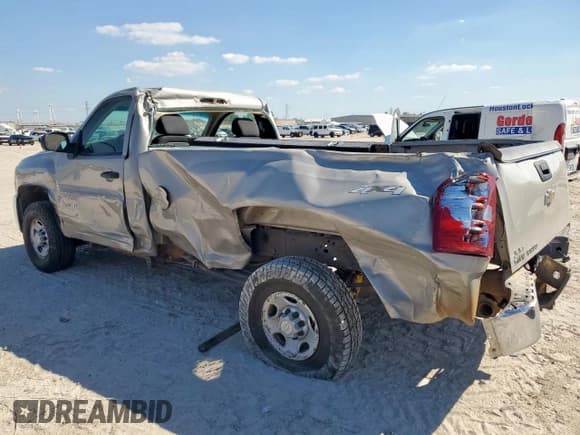 ✅ 2007 Chevrolet Silverado 2500HD 1LT • VIN: 1GCHK24K07E506784 • Lot: 85856295. Wystawiony na Copart z przebiegiem 153 035 mil. Bezpłatny archiwum sprzedaży aukcyjnych z USA i szczegółowy raport historii pojazdu na DreamBid. Zdjęcie 2.