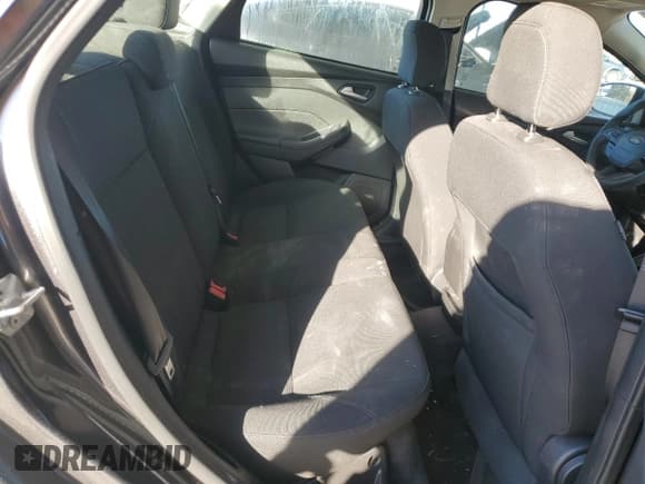 ✅ 2018 Ford Focus SE • VIN: 1FADP3FE4JL276933 • Lot: 90671225. Listed on Copart with 89,503 mi. Free auction sales archive from the USA and detailed vehicle history report at DreamBid. Image 10.