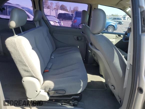 ✅ 2007 Dodge Caravan SE • VIN: 1D4GP25R67B196721 • Lot: 82289685. Wystawiony na Copart z przebiegiem 159 884 mil. Bezpłatny archiwum sprzedaży aukcyjnych z USA i szczegółowy raport historii pojazdu na DreamBid. Zdjęcie 11.