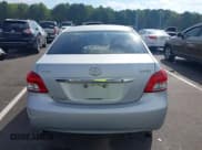 ✅ 2007 Toyota Yaris • VIN: JTDBT923471148751 • Lot: 43302605. Wystawiony na IAAI z przebiegiem 228 418 mil. Bezpłatny archiwum sprzedaży aukcyjnych z USA i szczegółowy raport historii pojazdu na DreamBid. Zdjęcie 16.