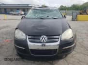 ✅ 2010 Volkswagen Jetta SE • VIN: 3VWRX7AJ8AM008166 • Lot: 53916215. Listed on Copart with 211,197 mi. Free auction sales archive from the USA and detailed vehicle history report at DreamBid. Image 5.