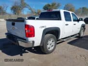 ✅ 2011 Chevrolet Silverado 1500 LT • VIN: 3GCPKSE39BG352144 • Lot: 43595693. Listed on IAAI with 207,328 mi. Free auction sales archive from the USA and detailed vehicle history report at DreamBid. Image 4.