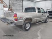 ✅ 2001 GMC Sierra 2500HD SLE • VIN: 1GTHK29U31E264655 • Lot: 41908928. Listed on IAAI with 269,640 mi. Free auction sales archive from the USA and detailed vehicle history report at DreamBid. Image 4.