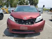 ✅ 2017 Toyota Sienna XLE Auto Access Seat • VIN: 5TDYZ3DC8HS876600 • Lot: 59506525. Listed on Copart with 76,270 mi. Free auction sales archive from the USA and detailed vehicle history report at DreamBid. Image 5.