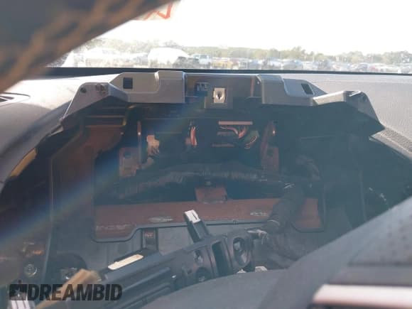 ✅ 2020 Nissan Maxima SV • VIN: 1N4AA6CV4LC378083 • Lot: 43539707. Wystawiony na IAAI z przebiegiem Nie podano. Bezpłatny archiwum sprzedaży aukcyjnych z USA i szczegółowy raport historii pojazdu na DreamBid. Zdjęcie 7.