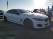 ✅ 2023 BMW 8 Series M850i • VIN: WBAGV8C01PCL31007 • Lot: 76536874. Wystawiony na Copart z przebiegiem Nie podano. Bezpłatny archiwum sprzedaży aukcyjnych z USA i szczegółowy raport historii pojazdu na DreamBid. Zdjęcie 4.