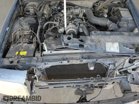 ✅ 1998 Ford Crown Victoria • VIN: 2FAFP73W1WX101613 • Лот: 56297924. Опубликован ранее на Copart с пробегом 267 191 миль. Бесплатный доступ к архиву аукционных продаж из США и подробный отчёт об истории автомобиля на DreamBid. Изображение 11.