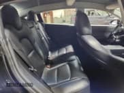 ✅ 2018 Tesla Model 3 Long Range Battery • VIN: 5YJ3E1EB3JF156132 • Lot: 93048125. Wystawiony na Copart z przebiegiem 105 418 mil. Bezpłatny archiwum sprzedaży aukcyjnych z USA i szczegółowy raport historii pojazdu na DreamBid. Zdjęcie 10.