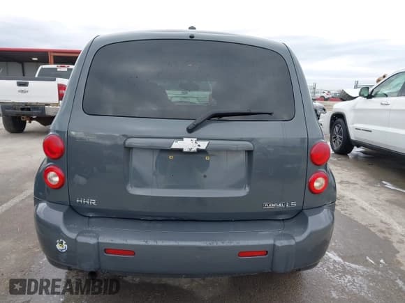 ✅ 2009 Chevrolet HHR LS • VIN: 3GNCA13B09S598617 • Lot: 41499582. Listed on IAAI with 141,788 mi. Free auction sales archive from the USA and detailed vehicle history report at DreamBid. Image 16.
