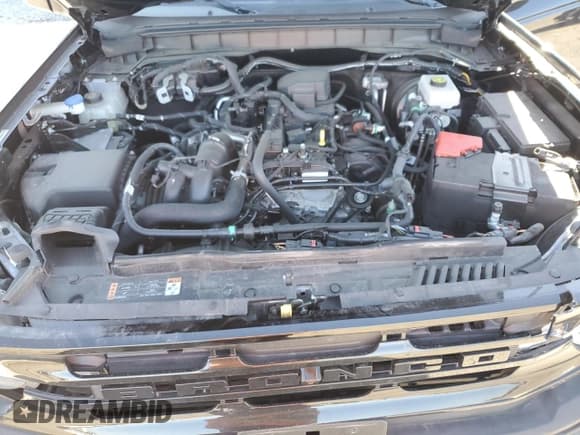 ✅ 2022 Ford Bronco • VIN: 1FMDE5DH8NLB01756 • Lot: 82543095. Wystawiony na Copart z przebiegiem 16 202 mil. Bezpłatny archiwum sprzedaży aukcyjnych z USA i szczegółowy raport historii pojazdu na DreamBid. Zdjęcie 12.