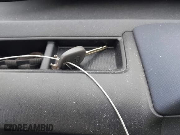 ✅ 2015 Toyota Prius One • VIN: JTDKDTB38F1105894 • Lot: 43747819. Listed on IAAI with 126,093 mi. Free auction sales archive from the USA and detailed vehicle history report at DreamBid. Image 11.