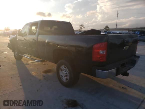 2007 Chevrolet Silverado 3500HD SRW LTZ с VIN 1GCHC33637F552594, выставлен на аукционе Copart как лот 85814244 с пробегом Не указан миль и Списание • Salvage title. История ставок и продаж доступна на DreamBid. Изображение 2.