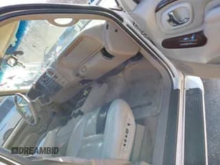 ✅ 2000 Cadillac Escalade • VIN: 1GYEK63R7YR219133 • Lot: 41585673. Listed on IAAI with 184,738 mi. Free auction sales archive from the USA and detailed vehicle history report at DreamBid. Image 5.