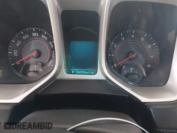 ✅ 2012 Chevrolet Camaro 1LT • VIN: 2G1FB1E36C9200008 • Lot: 43680140. Wystawiony na IAAI z przebiegiem 184 559 mil. Bezpłatny archiwum sprzedaży aukcyjnych z USA i szczegółowy raport historii pojazdu na DreamBid. Zdjęcie 7.