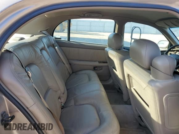 ✅ 2002 Buick Park Avenue • VIN: 1G4CW54K524154019 • Лот: 70196535. Опубликован ранее на Copart с пробегом 90 034 миль. Бесплатный доступ к архиву аукционных продаж из США и подробный отчёт об истории автомобиля на DreamBid. Изображение 10.