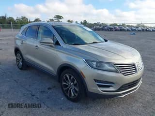 ✅ 2017 Lincoln MKC Select • VIN: 5LMCJ2C95HUL08407 • Lot: 43903326. Listed on IAAI with 201,955 mi. Free auction sales archive from the USA and detailed vehicle history report at DreamBid. Image 1.