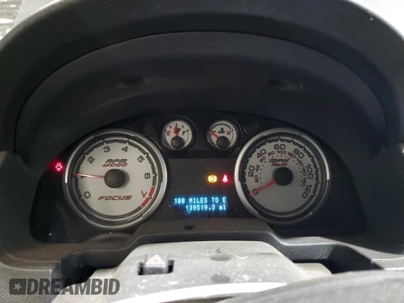 ✅ 2010 Ford Focus SE • VIN: 1FAHP3CN7AW201356 • Lot: 80652285. Wystawiony na Copart z przebiegiem 139 519 mil. Bezpłatny archiwum sprzedaży aukcyjnych z USA i szczegółowy raport historii pojazdu na DreamBid. Zdjęcie 9.