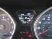 2016 Hyundai Elantra SE z VIN 5NPDH4AE7GH730075, wystawiony jako IAAI lot #43552670 z przebiegiem 98 814 mil mil oraz . Historia ofert i sprzedaży dostępna na DreamBid. Obrazek 7.