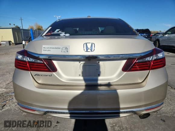 ✅ 2017 Honda Accord EX-L • VIN: 1HGCR2F8XHA088610 • Лот: 90123055. Опубликован ранее на Copart с пробегом 99 271 миль. Бесплатный доступ к архиву аукционных продаж из США и подробный отчёт об истории автомобиля на DreamBid. Изображение 6.