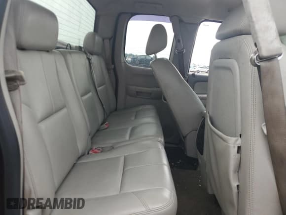 ✅ 2009 Chevrolet Silverado 1500 • VIN: 1GCEC39029Z213266 • Lot: 66802295. Listed on Copart with 131,425 mi. Free auction sales archive from the USA and detailed vehicle history report at DreamBid. Image 10.