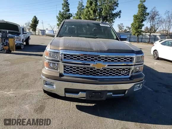 ✅ 2015 Chevrolet Silverado 1500 LTZ • VIN: 3GCPCSEC3FG400563 • Лот: 82858034. Опубликован ранее на Copart с пробегом 89 734 миль. Бесплатный доступ к архиву аукционных продаж из США и подробный отчёт об истории автомобиля на DreamBid. Изображение 10.