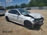 ✅ 2018 Alfa Romeo Giulia Ti Sport • VIN: ZARFAECN3J7599728 • Lot: 57711005. Wystawiony na Copart z przebiegiem Nie podano. Bezpłatny archiwum sprzedaży aukcyjnych z USA i szczegółowy raport historii pojazdu na DreamBid. Zdjęcie 4.