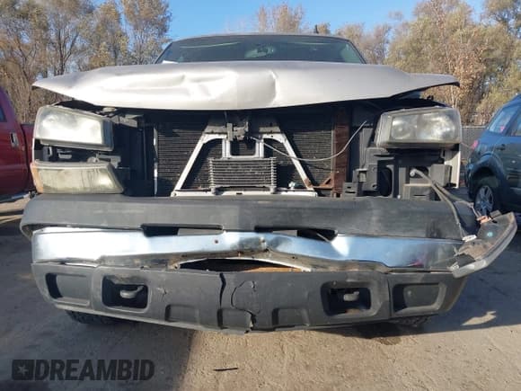 ✅ 2006 Chevrolet Silverado 2500HD LT1 • VIN: 1GCHK29U46E223538 • Лот: 43707009. Опубликован ранее на IAAI с пробегом 170 617 миль. Бесплатный доступ к архиву аукционных продаж из США и подробный отчёт об истории автомобиля на DreamBid. Изображение 6.