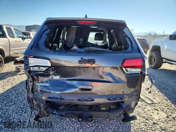 ✅ 2016 Jeep Grand Cherokee Overland • VIN: 1C4RJFCM1GC377936 • Лот: 81449065. Опубликован ранее на Copart с пробегом 120 309 миль. Бесплатный доступ к архиву аукционных продаж из США и подробный отчёт об истории автомобиля на DreamBid. Изображение 6.