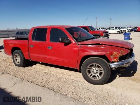 ✅ 2000 Dodge Dakota Sport • VIN: 1B7GL2AX1YS679788 • Lot: 84621604. Wystawiony na Copart z przebiegiem Nie podano. Bezpłatny archiwum sprzedaży aukcyjnych z USA i szczegółowy raport historii pojazdu na DreamBid. Zdjęcie 4.