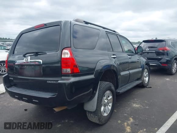✅ 2008 Toyota 4Runner SR5 • VIN: JTEZU14R18K007190 • Lot: 43011494. Listed on IAAI with 245,165 mi. Free auction sales archive from the USA and detailed vehicle history report at DreamBid. Image 4.