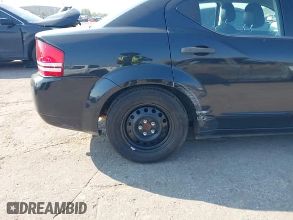 ✅ 2010 Dodge Avenger SXT • VIN: 1B3CC4FB8AN200733 • Lot: 43329062. Listed on IAAI with 151,484 mi. Free auction sales archive from the USA and detailed vehicle history report at DreamBid. Image 6.