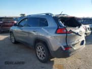✅ 2015 Jeep Cherokee Latitude • VIN: 1C4PJMCS3FW673872 • Lot: 41778031. Wystawiony na IAAI z przebiegiem 173 845 mil. Bezpłatny archiwum sprzedaży aukcyjnych z USA i szczegółowy raport historii pojazdu na DreamBid. Zdjęcie 3.