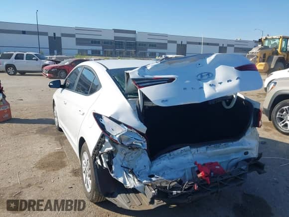 ✅ 2020 Hyundai Elantra SE • VIN: 5NPD74LFXLH500744 • Лот: 43458315. Размещён на IAAI с пробегом 72 606 миль миль. Получите бесплатный доступ к архиву аукционных продаж из США и посмотрите подробный отчёт об истории автомобиля на DreamBid. Изображение 3.