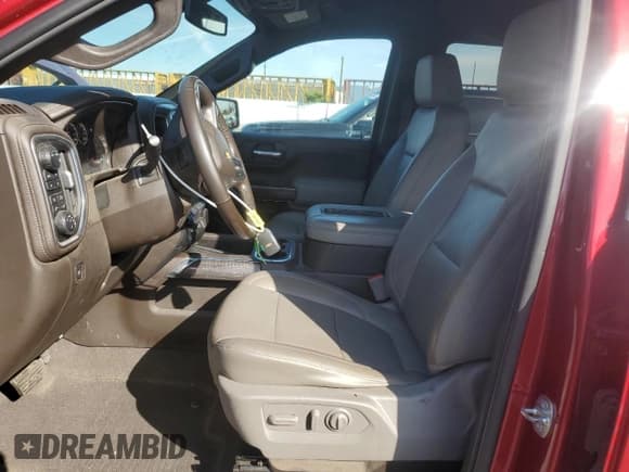 ✅ 2020 Chevrolet Silverado 1500 LTZ • VIN: 1GCUYGETXLZ270472 • Lot: 45423385. Wystawiony na Copart z przebiegiem 99 696 mil. Bezpłatny archiwum sprzedaży aukcyjnych z USA i szczegółowy raport historii pojazdu na DreamBid. Zdjęcie 7.