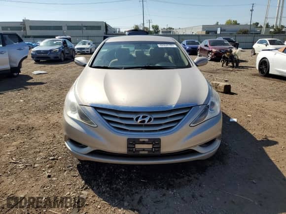 2011 Hyundai Sonata GLS z VIN 5NPEB4AC7BH073839, wystawiony jako Copart lot #80959785 z przebiegiem 144 561 mil mil oraz Szkoda całkowita • Salvage title. Historia ofert i sprzedaży dostępna na DreamBid. Obrazek 5.