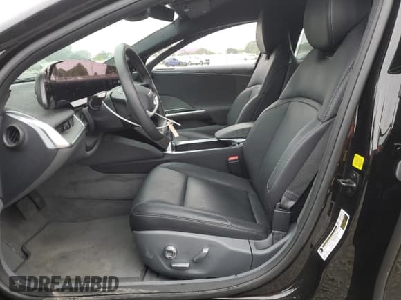 ✅ 2024 Lucid Air Touring • VIN: 50EA1TEA5RA009347 • Lot: 66944805. Wystawiony na Copart z przebiegiem 12 427 mil. Bezpłatny archiwum sprzedaży aukcyjnych z USA i szczegółowy raport historii pojazdu na DreamBid. Zdjęcie 7.