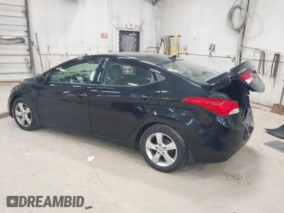 2013 Hyundai Elantra Limited с VIN 5NPDH4AE2DH355756, выставлен на аукционе IAAI как лот 43409718 с пробегом 125 551 миль миль и . История ставок и продаж доступна на DreamBid. Изображение 3.