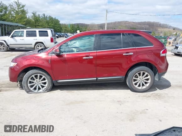 ✅ 2015 Lincoln MKX • VIN: 2LMDJ8JK3FBL24337 • Lot: 41913926. Listed on IAAI with 142,619 mi. Free auction sales archive from the USA and detailed vehicle history report at DreamBid. Image 15.