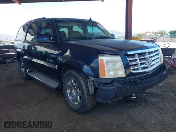 ✅ 2006 Cadillac Escalade • VIN: 1GYEK63N76R120886 • Lot: 43032507. Listed on IAAI with 182,181 mi. Free auction sales archive from the USA and detailed vehicle history report at DreamBid. Image 1.