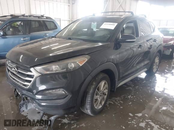 2018 Hyundai Tucson SEL с VIN KM8J33A41JU639282, выставлен на аукционе IAAI как лот 43350800 с пробегом Не указан миль и . История ставок и продаж доступна на DreamBid. Изображение 2.