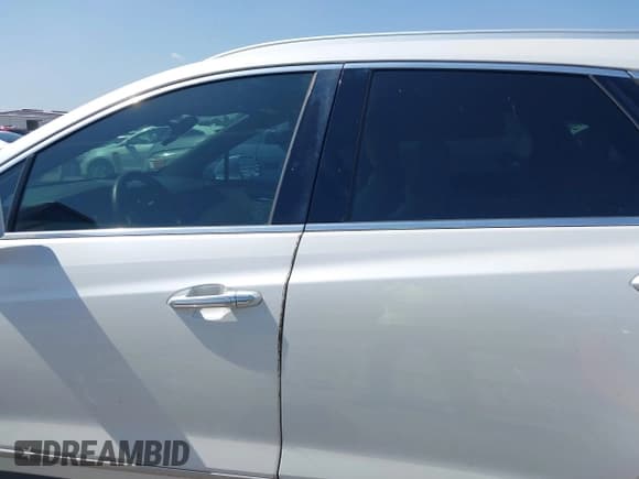 ✅ 2017 Cadillac XT5 FWD • VIN: 1GYKNARS0HZ234063 • Лот: 42218234. Опубликован ранее на IAAI с пробегом 121 518 миль. Бесплатный доступ к архиву аукционных продаж из США и подробный отчёт об истории автомобиля на DreamBid. Изображение 14.