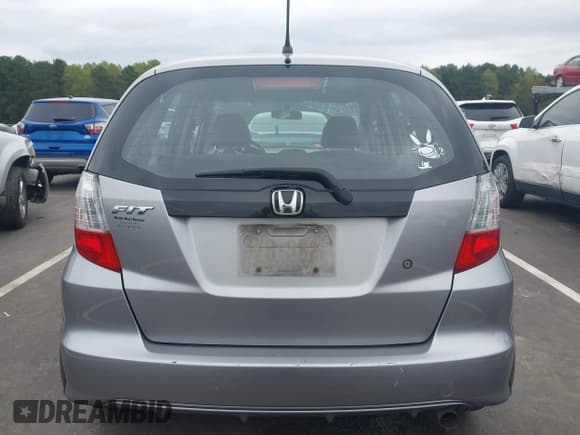 ✅ 2009 Honda Fit • VIN: JHMGE88289S055025 • Lot: 43424630. Wystawiony na IAAI z przebiegiem 319 864 mil. Bezpłatny archiwum sprzedaży aukcyjnych z USA i szczegółowy raport historii pojazdu na DreamBid. Zdjęcie 16.