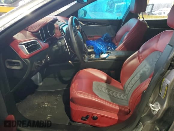 ✅ 2018 Maserati Ghibli S Q4 GranLusso • VIN: ZAM57YTL4J1280311 • Lot: 83318394. Wystawiony na Copart z przebiegiem 68 429 mil. Bezpłatny archiwum sprzedaży aukcyjnych z USA i szczegółowy raport historii pojazdu na DreamBid. Zdjęcie 7.