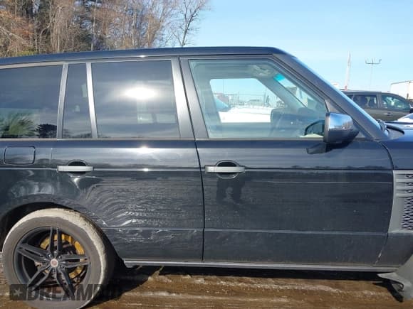 ✅ 2011 Land Rover Range Rover HSE Lux • VIN: SALMF1D40BA349765 • Lot: 41471056. Listed on IAAI with 164,363 mi. Free auction sales archive from the USA and detailed vehicle history report at DreamBid. Image 14.